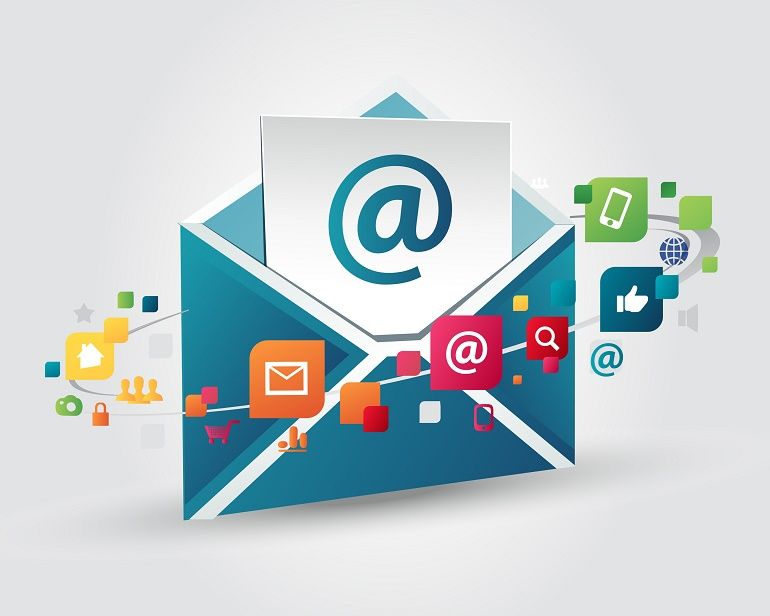 So sánh email server và email miễn phí